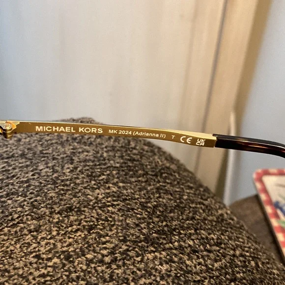 NWT Michael Kors ladies sunglasses - Picture 2 of 5